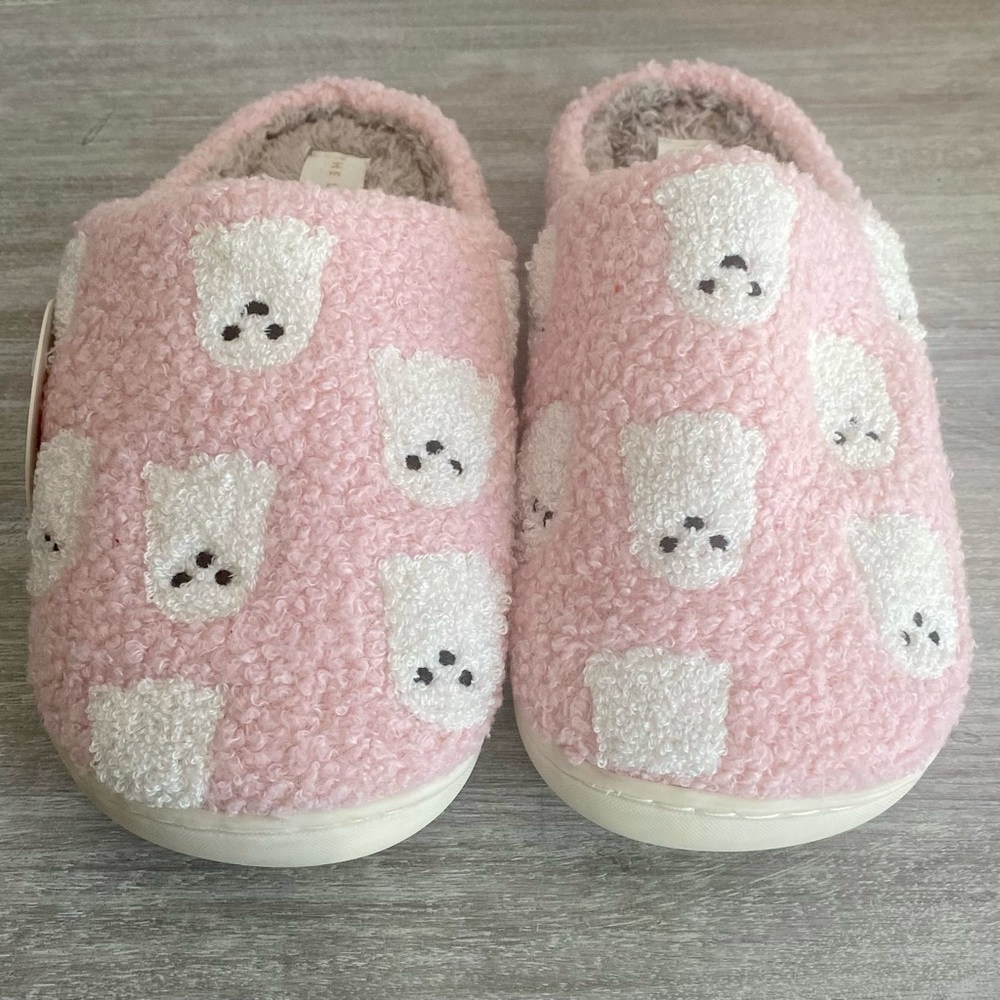 The Darling Effect Pink Ghost Faux Sherpa Slip-on Comfy Non-skid Slippers Small